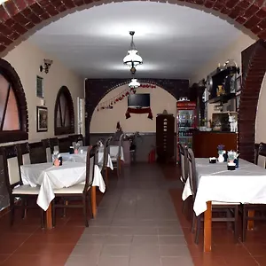 Hotel Central Tiran